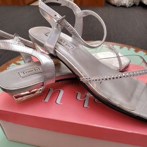 BENJAMIN WALK PAGEANT SHOES